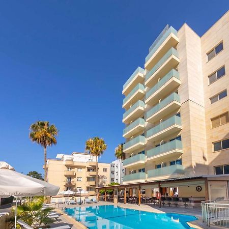 Kapetanios Limassol Hotel ภายนอก รูปภาพ