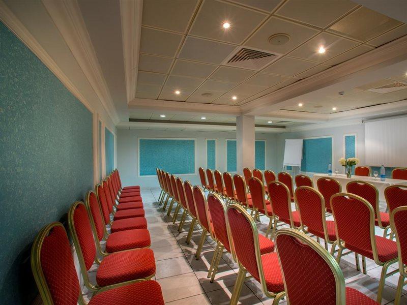 Kapetanios Limassol Hotel ภายนอก รูปภาพ