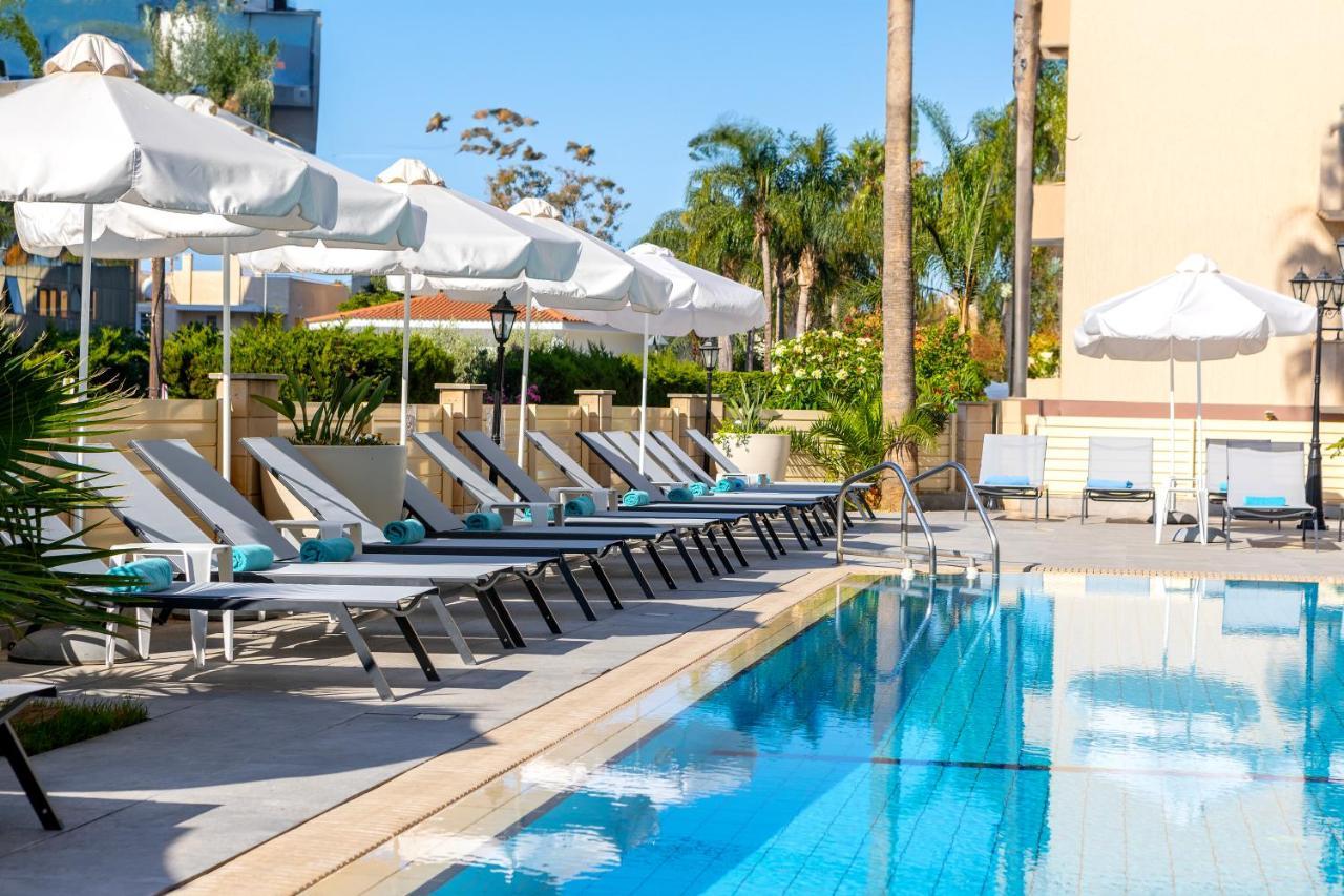 Kapetanios Limassol Hotel ภายนอก รูปภาพ