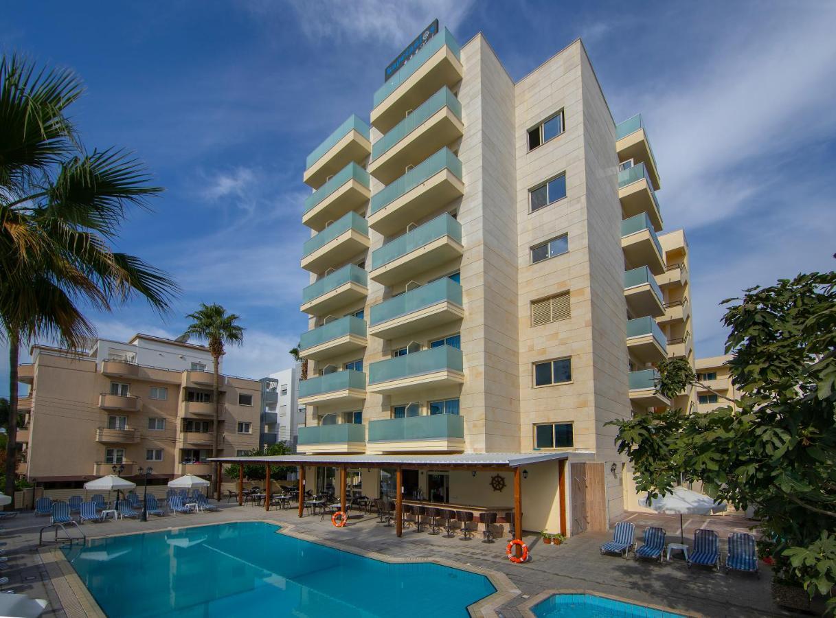 Kapetanios Limassol Hotel ภายนอก รูปภาพ